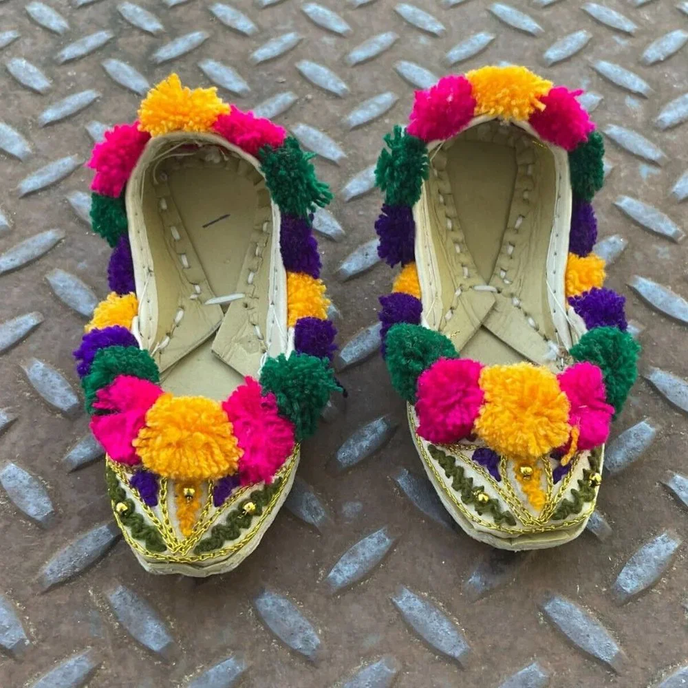 Handmade Khusa New Born Shoes Pom Pom Genuine Leather Khussa Size 0-6mo